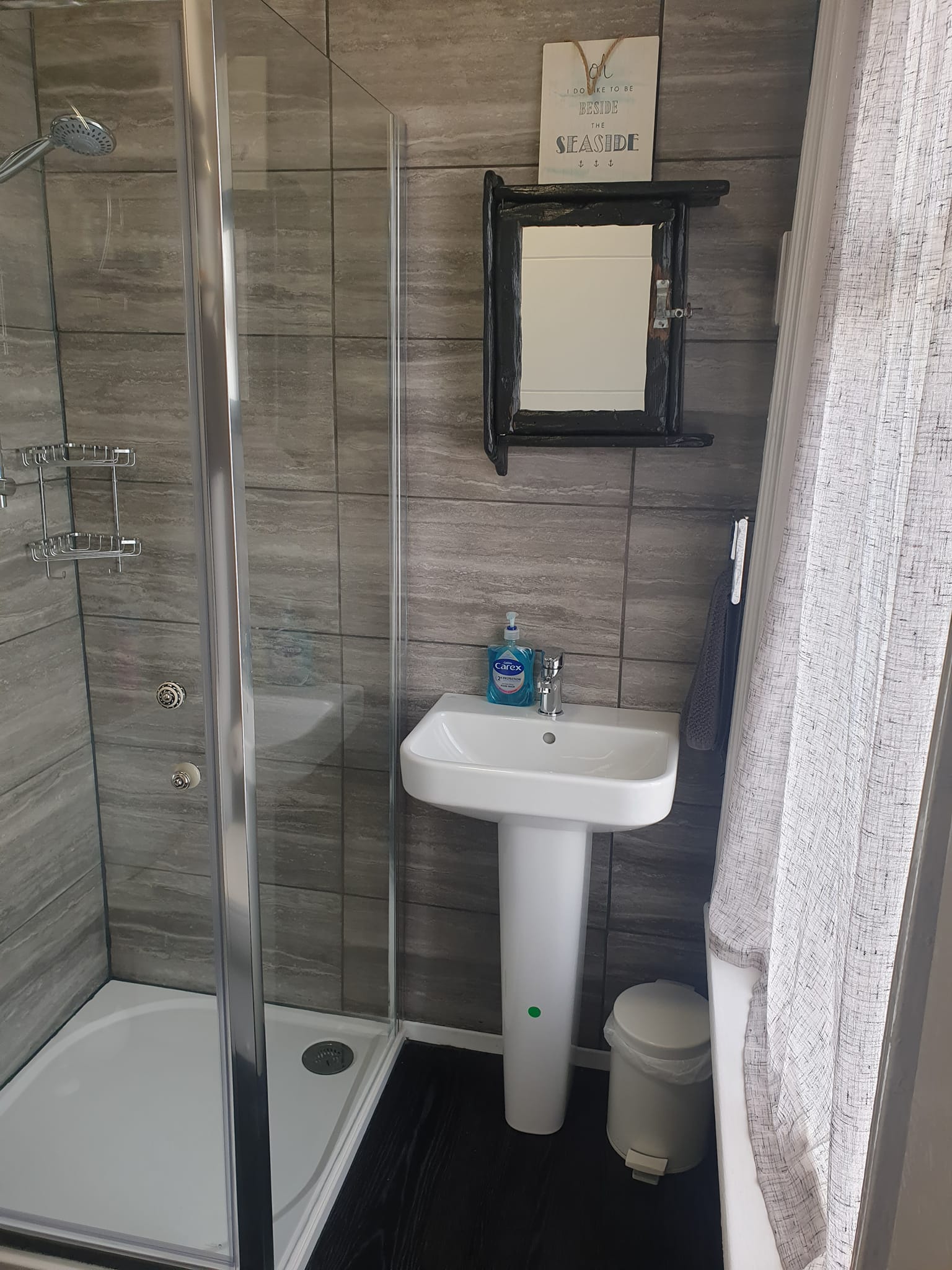 En-suite shower room