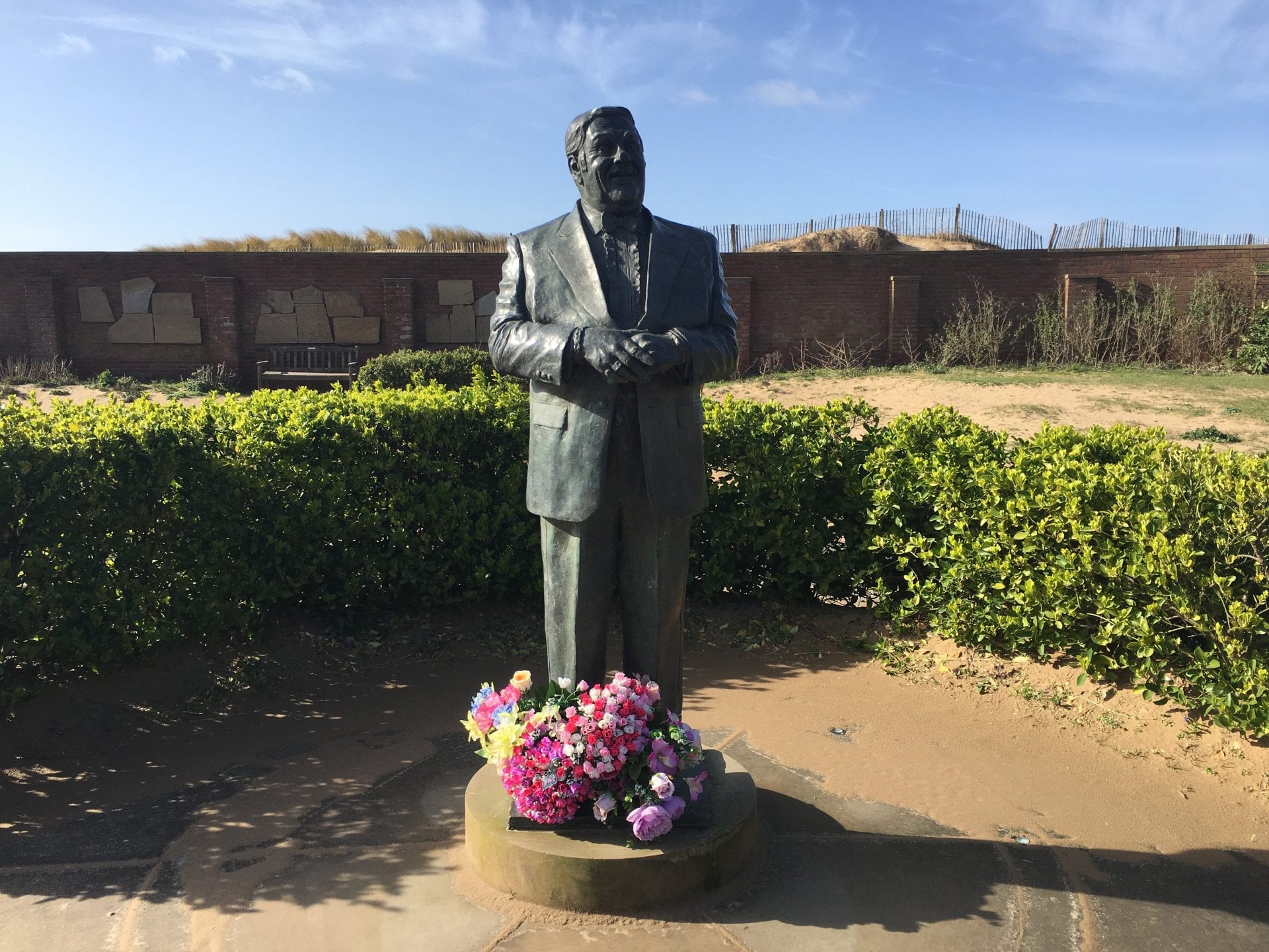 Les Dawson statue in the Peace and Happiness Gardens