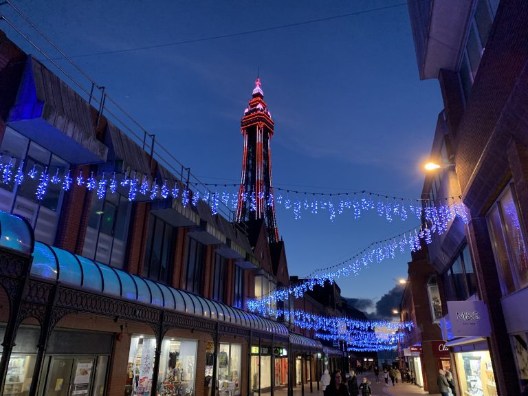 Christmas in Blackpool, online jigsaw