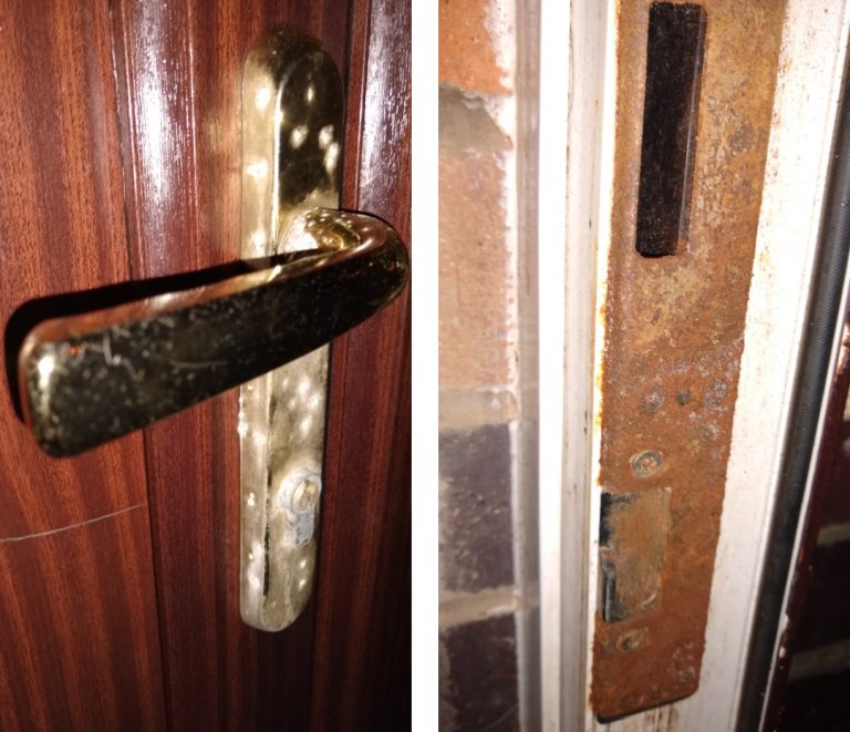 Rusty door handles and mechanisms