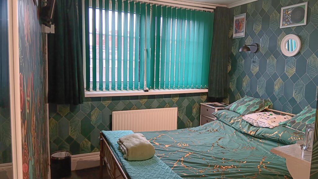 Double room at Front entrance of the A&P at The Sheron House B&B, Gynn Avenue Blackpool
